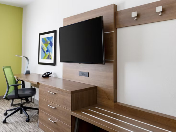 Holiday Inn Express & Suites Oakhurst-Yosemite Park Area