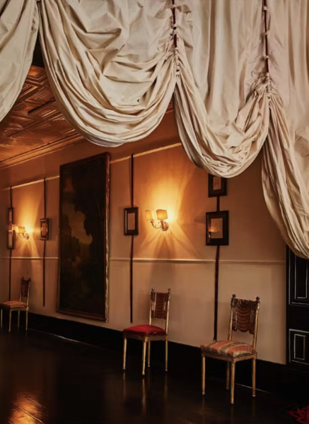 Swann House at Bar Dalí