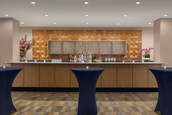 DoubleTree by Hilton Hotel Fort Lee-George Washington Bridge