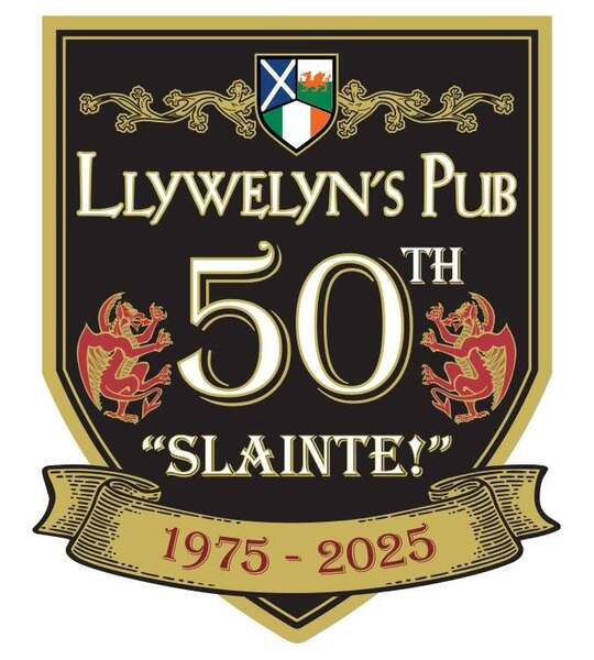 Llywelyn's Pub St. Charles