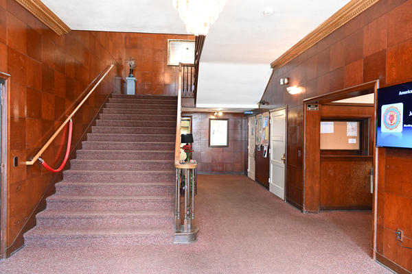 Veteran's Memorial Building