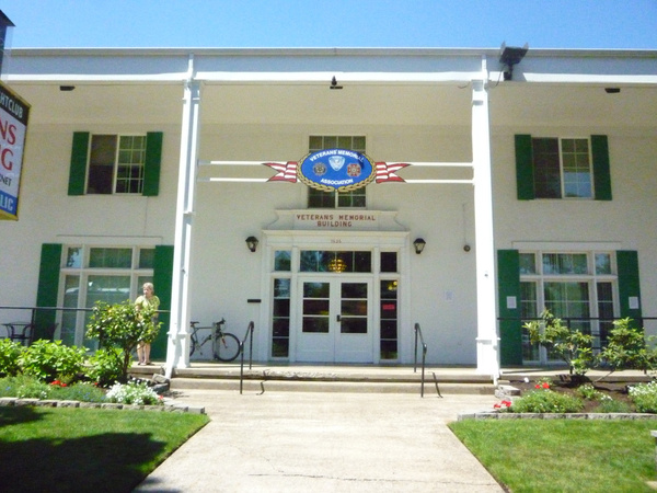 Veteran's Memorial Building
