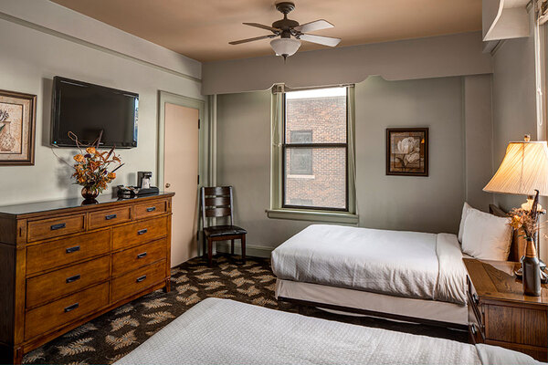 Finlen Hotel and Motor Inn