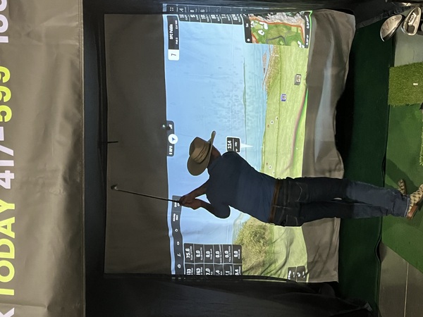 Infinite Golf Simulator Rental