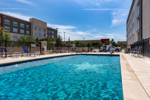 La Quinta and Hawthorn Suites