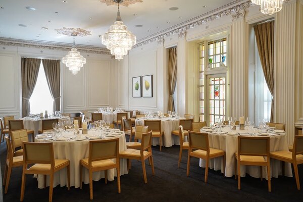 Hawksworth Restaurant