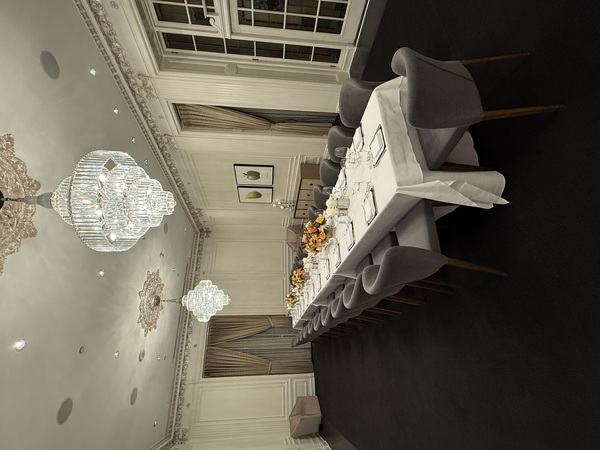 Hawksworth Restaurant