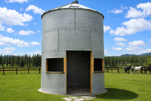 Bar silo