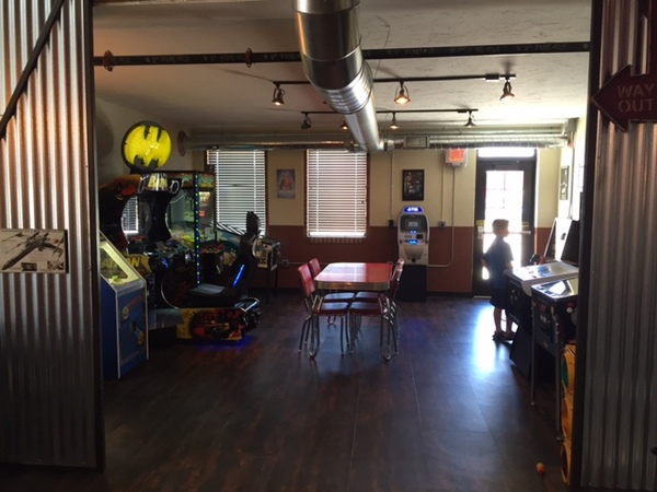 The Hangar Bar & Grill