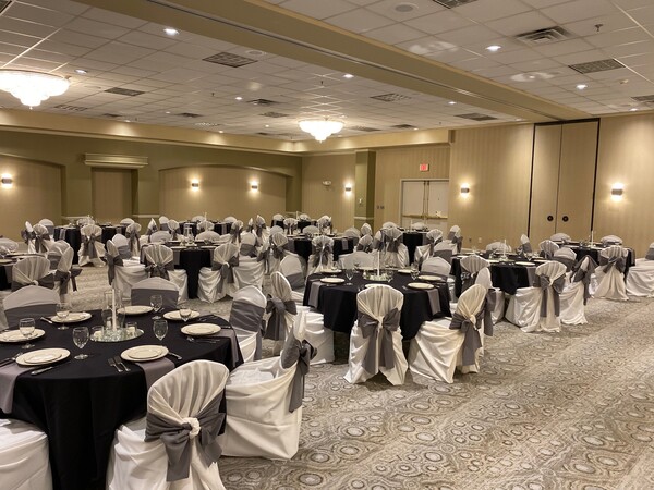 Holiday Inn Lafayette-City Centre