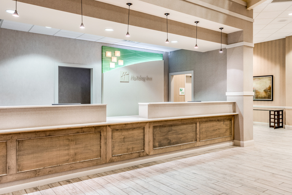 Holiday Inn Lafayette-City Centre