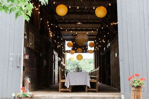 The 1827 Barn