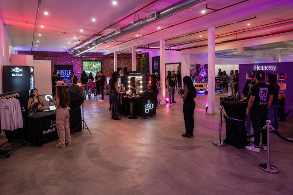 Epic Icon Center