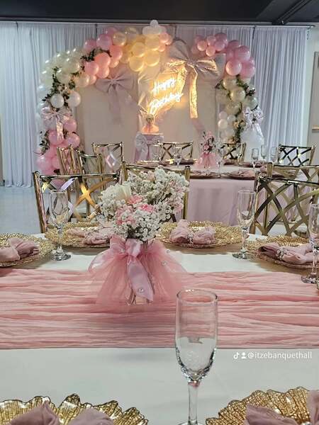 Itze Banquet Hall