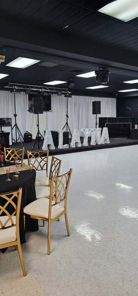 Itze Banquet Hall