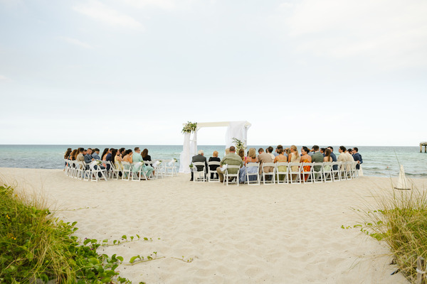The Sunny Hotel, Curio Collection by Hilton