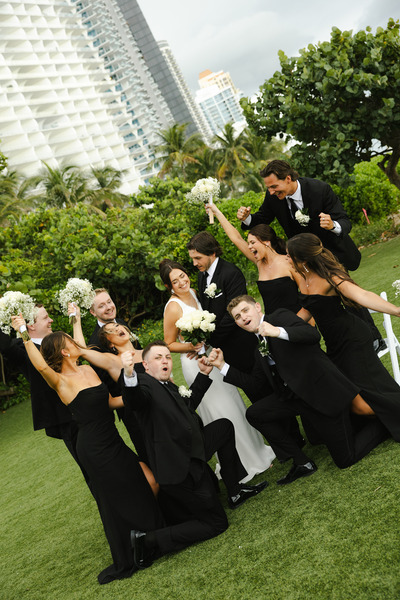 The Sunny Hotel, Curio Collection by Hilton