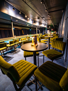 Flora Lounge