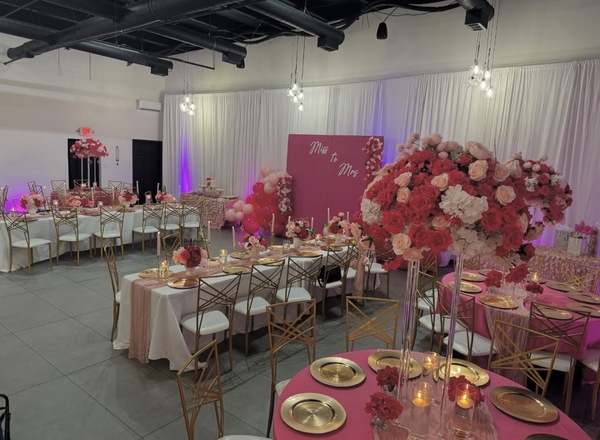 The Houston Room- Premier Event Venue