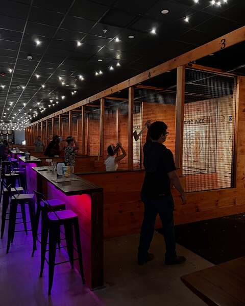 Epic Axe Throwing