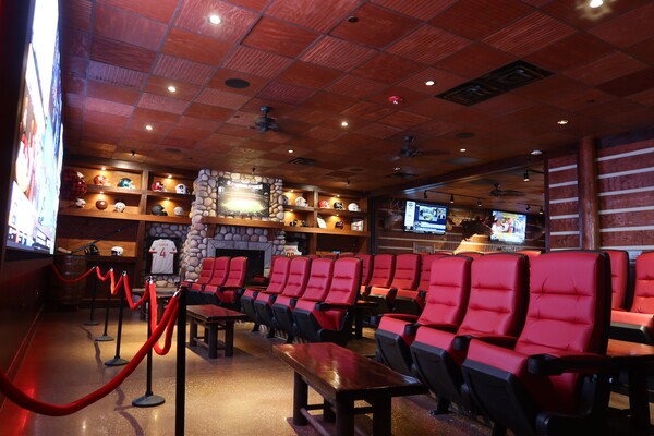 Twin Peaks Kennesaw