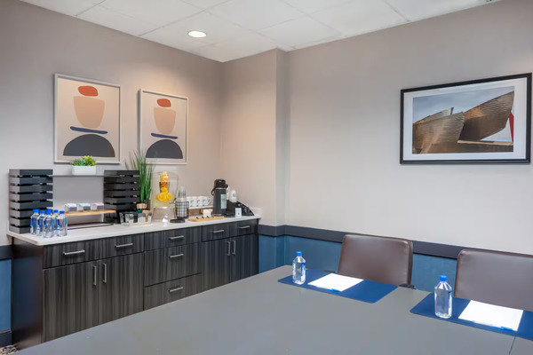 Wyndham Indianapolis Airport Hotel