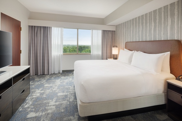 Embassy Suites Charlotte - Concord/Golf Resort & Spa