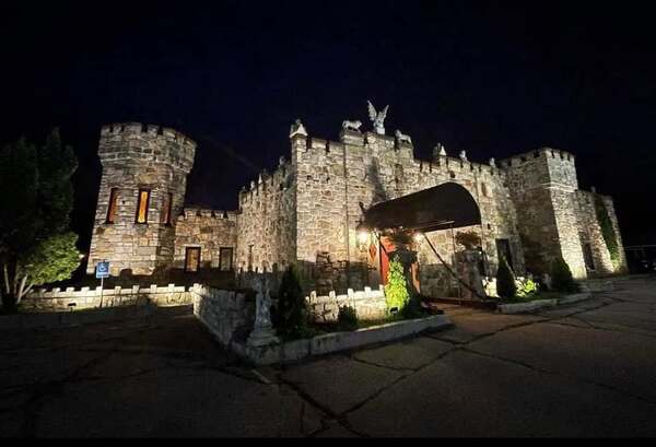 Castle Cantina