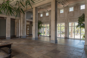 Uible Loggia