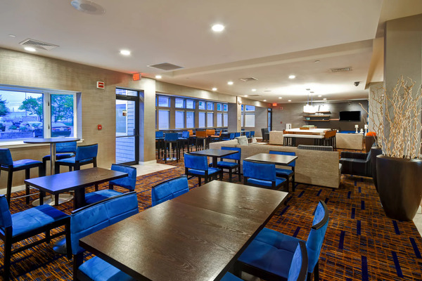 Courtyard by Marriott Cape Cod Hyannis