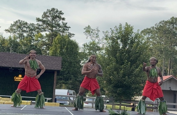 Dawn Mahealani Douglas and Mahealani's Polynesian Entertainment