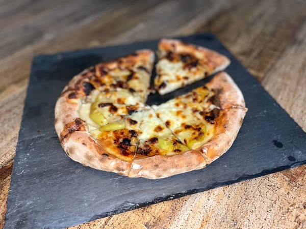 Ilmioamore Woodfired Pizza Truck Catering