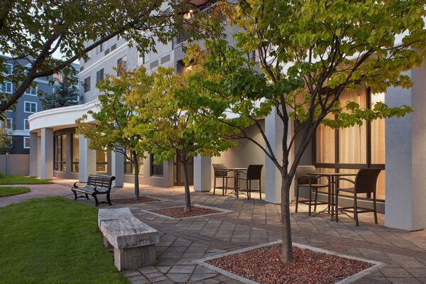 Courtyard Mississauga-Airport Corporate Centre West