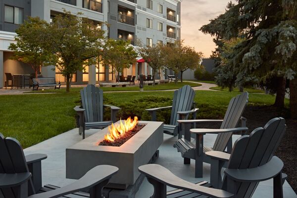 Courtyard Mississauga-Airport Corporate Centre West