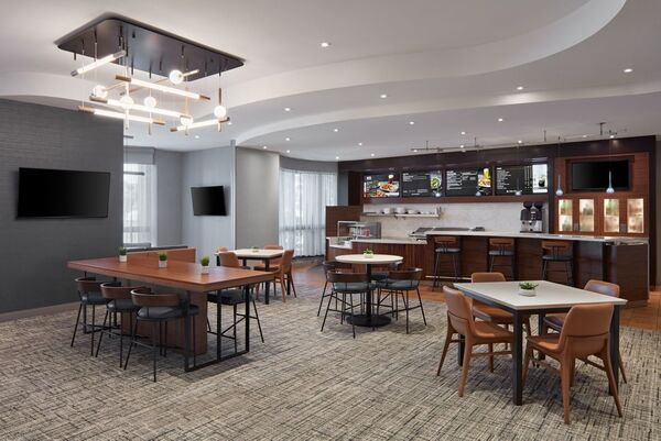 Courtyard Mississauga-Airport Corporate Centre West