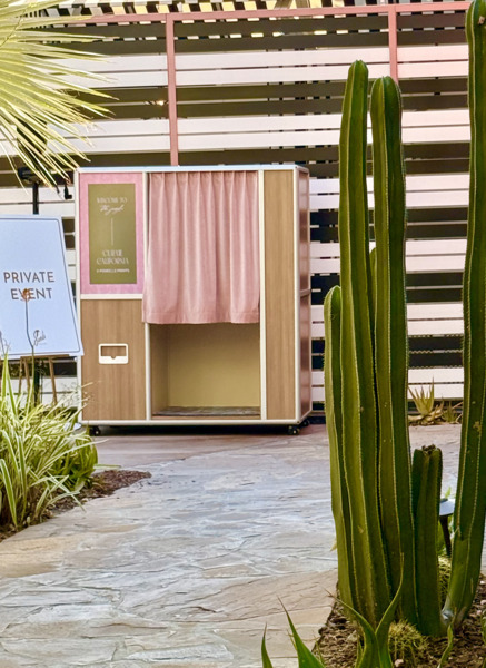 Stay Golden Photo Booth | Enclosed Booth
