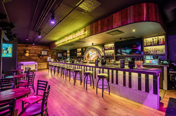 Pete's Dueling Piano Bar