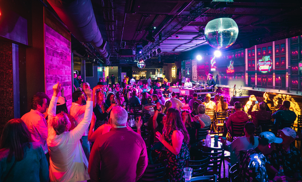Pete's Dueling Piano Bar
