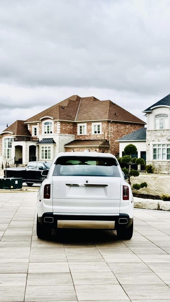 North Black Limousine