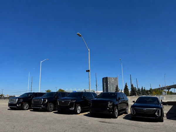 North Black Limousine