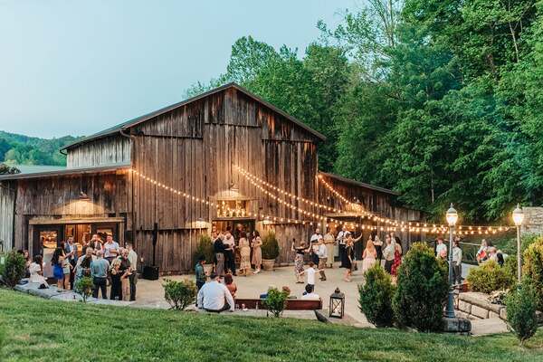 The Barn at Chestnut Springs