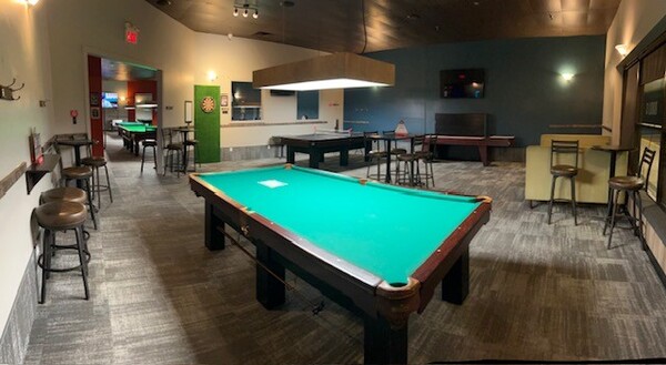 Dooly's Bedford