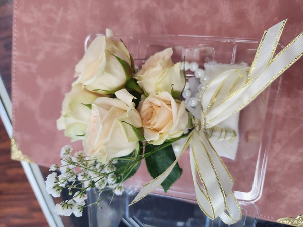 The Bee Hive Flower Shop