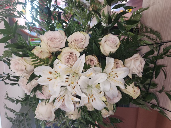 The Bee Hive Flower Shop