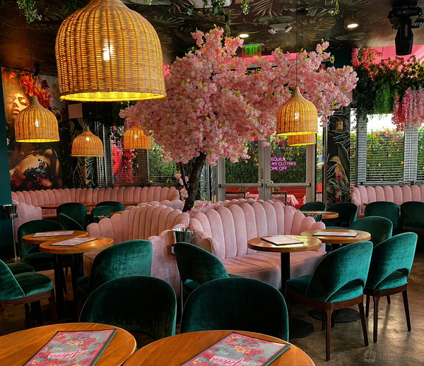 Azteca South Beach
