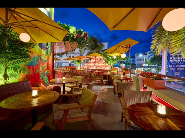 Azteca South Beach