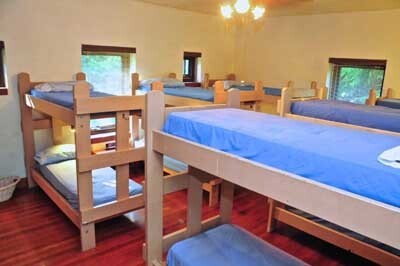 Bears Den Lodge and Hostel