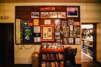 Bears Den Lodge and Hostel