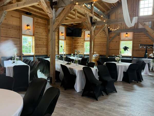 Heartland Country Barn