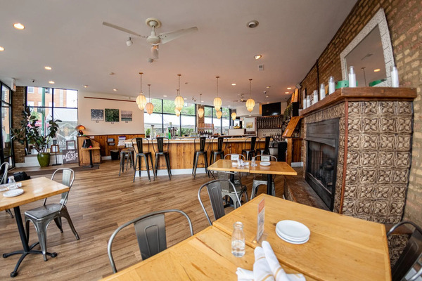 Uncommon Ground-Edgewater